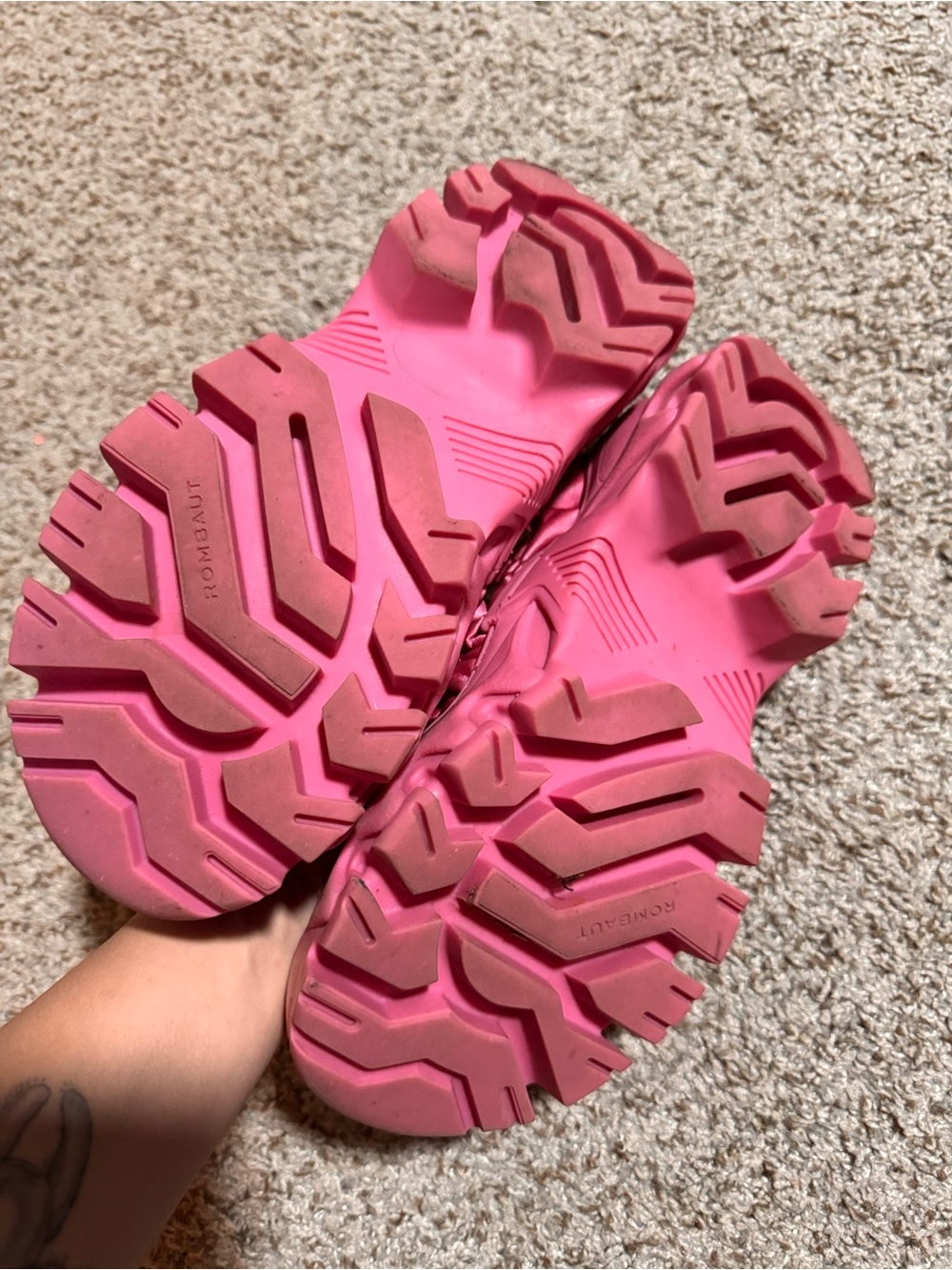 Pre-loved Ssense Rombaut hot pink satin ballet slip-on - Picture 3 of 4